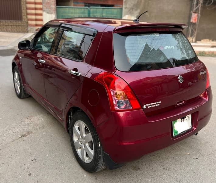 Suzuki Swift 2010 dlx abs 1