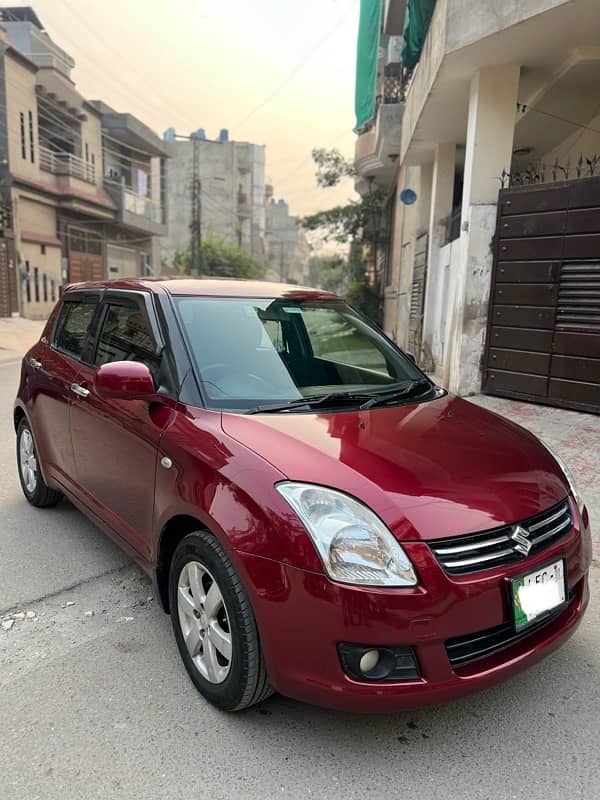 Suzuki Swift 2010 dlx abs 4