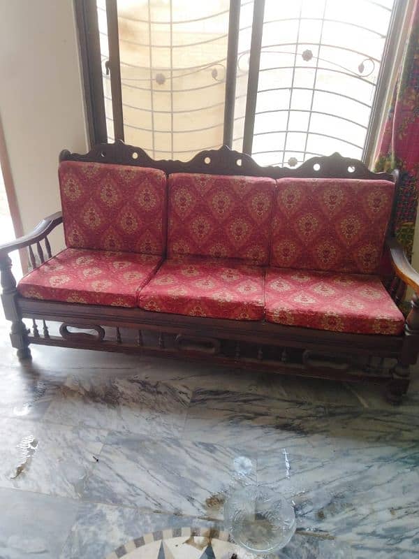 2 sofa set sale no any damage 1