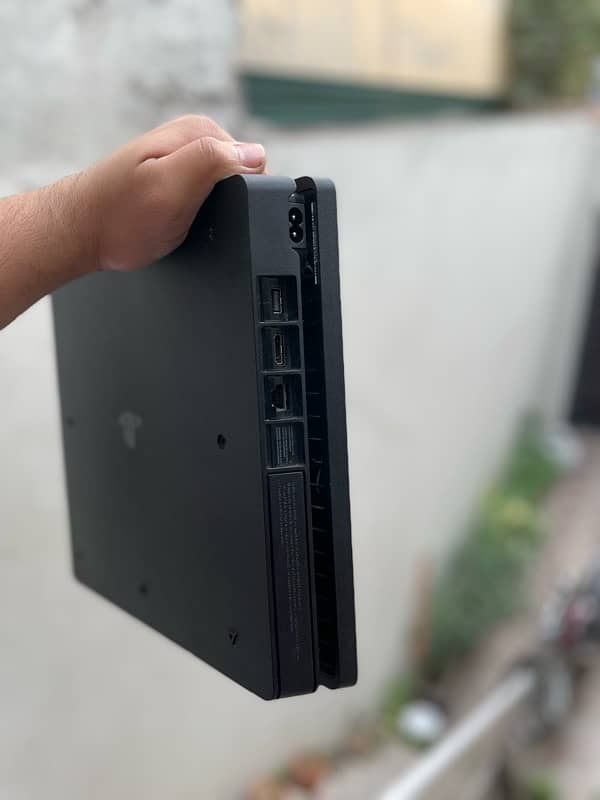 ps4 slim 1tb 3