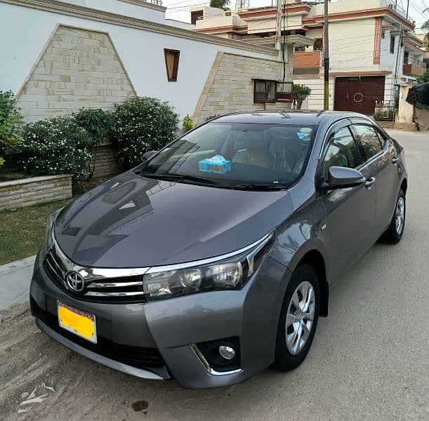 Toyota Corolla GLI 2016 registered original gun metallic color 1