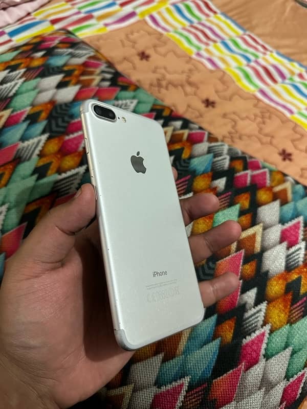 iPhone 7plus 32gb PTA 4