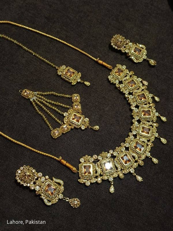 Bridal formal Jewellery set with jhoomer in new condition 3