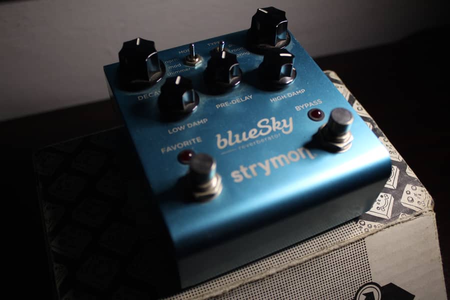 Strymon BlueSky Reverberator – Guitar Pedal 3