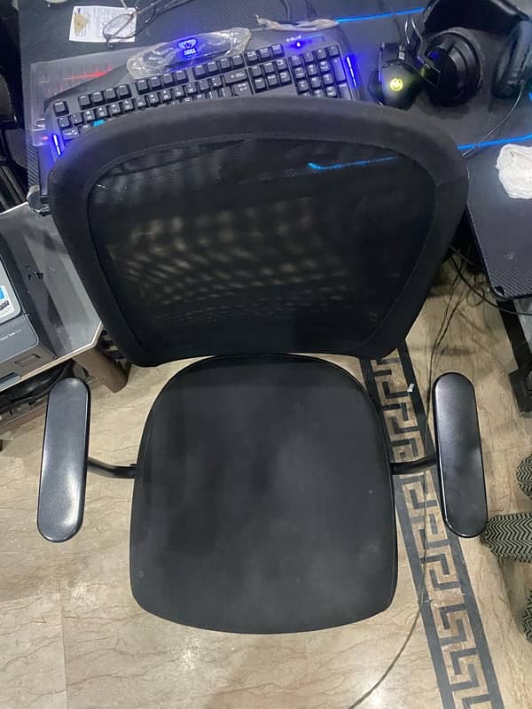 Office chair Like New condition 5