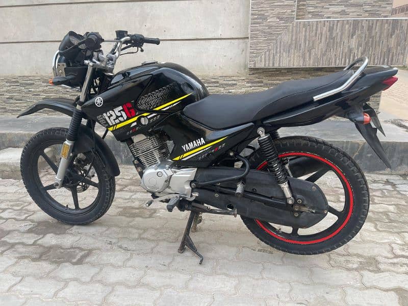 YAMAHA YBR G 2022 PUNJAB REG (0322-3276769) 1