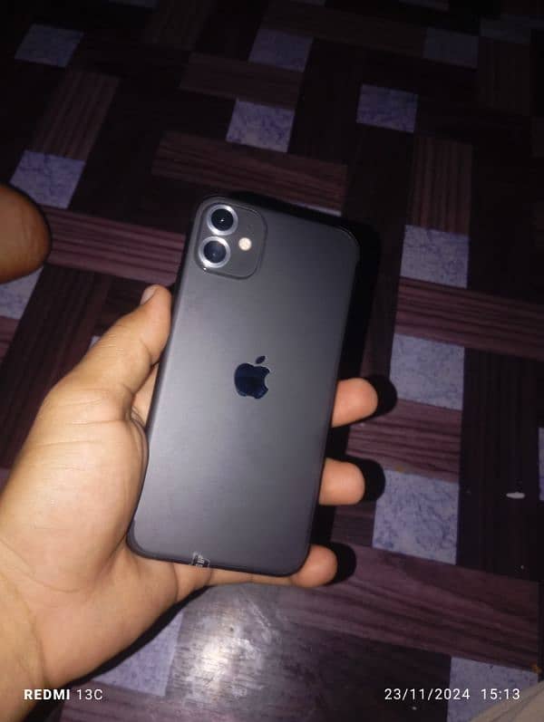 iPhone 11 0