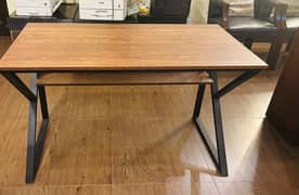 Modern Wooden Office Table for Sale - Perfect Condition!