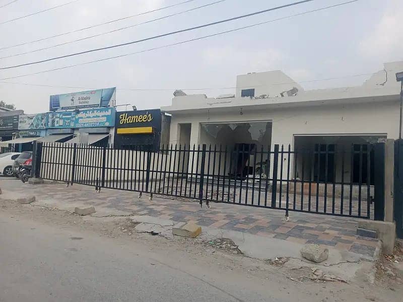 1 kanal single story building in Johar town 1