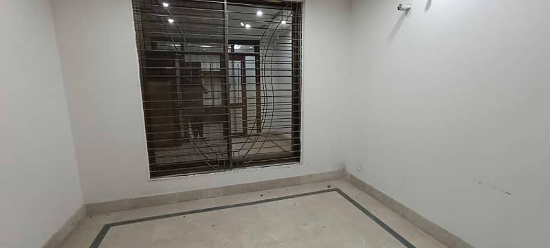 5 Marla Lower Portion Available For Rent In Izmir Twon Lahore 3