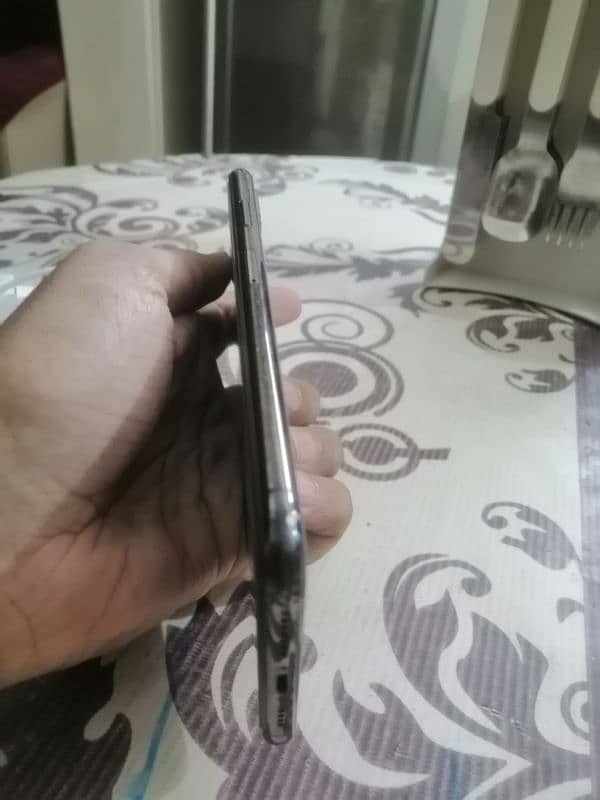 iphone Xs max 64GB PTA approved 10