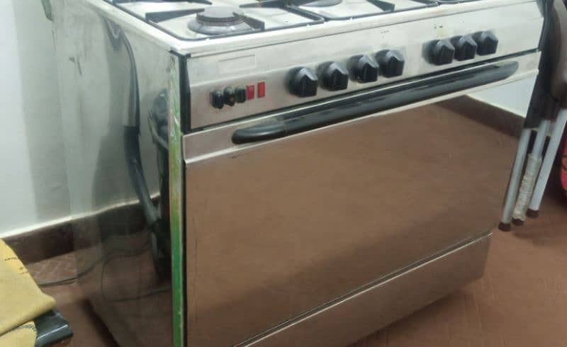 5 burner cooking Range 3