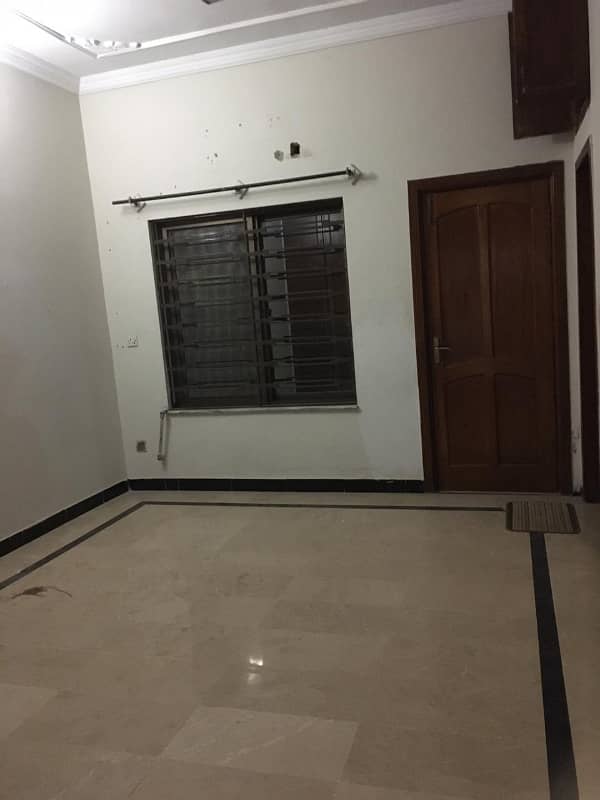 Beautiful Double Story House Available For Rent In G-14/4 Islamabad . . One Of The Most Important Location Of The Islamabad / Rent Demand 1.90 Thousand 4