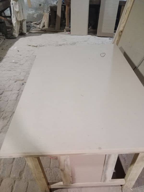 Dinning Table with  Chair 0