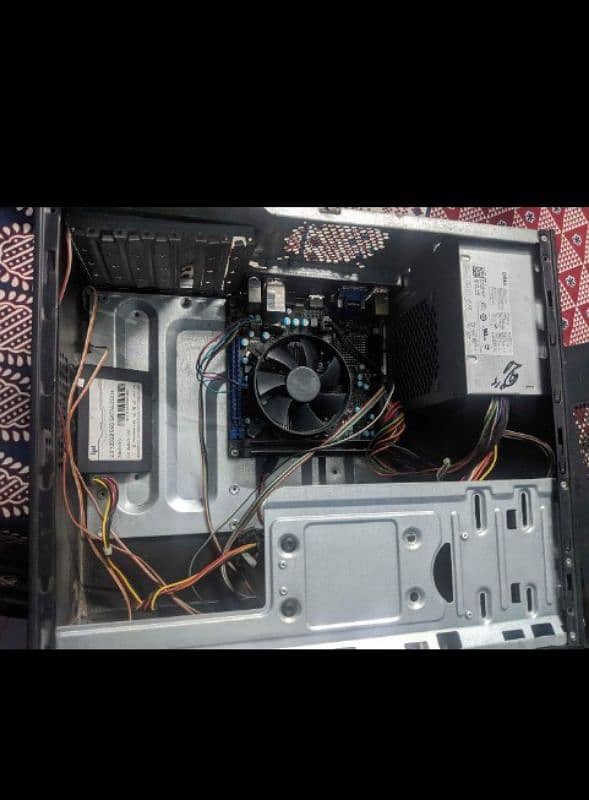 Gaming beast pc equal to i7 4th with complete setup 1