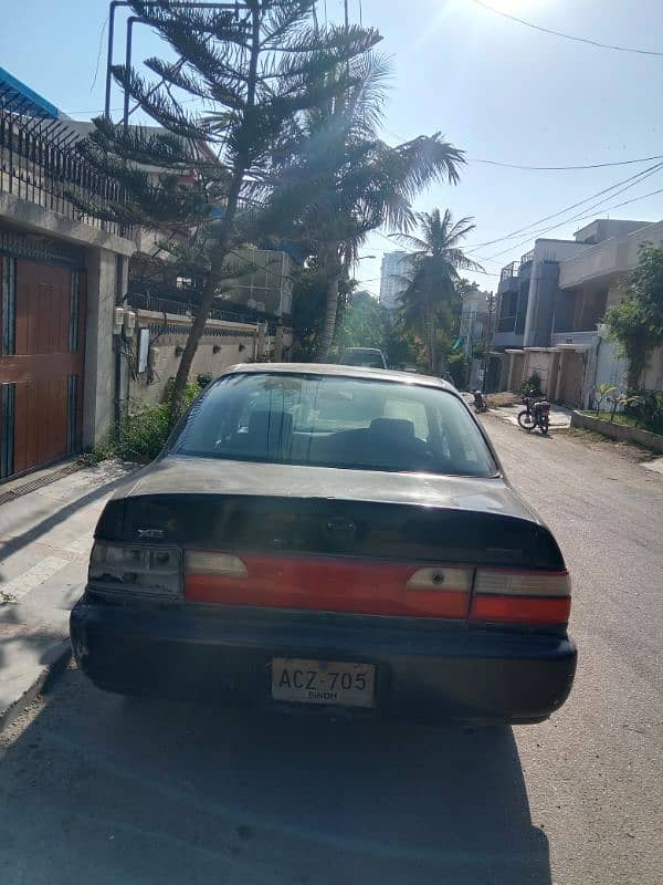 Toyota indus Corolla XE 2000 2