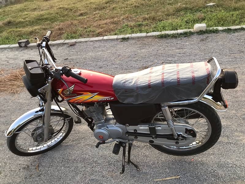 Honda125(21)Model Islamabad Register Exchange possible 9