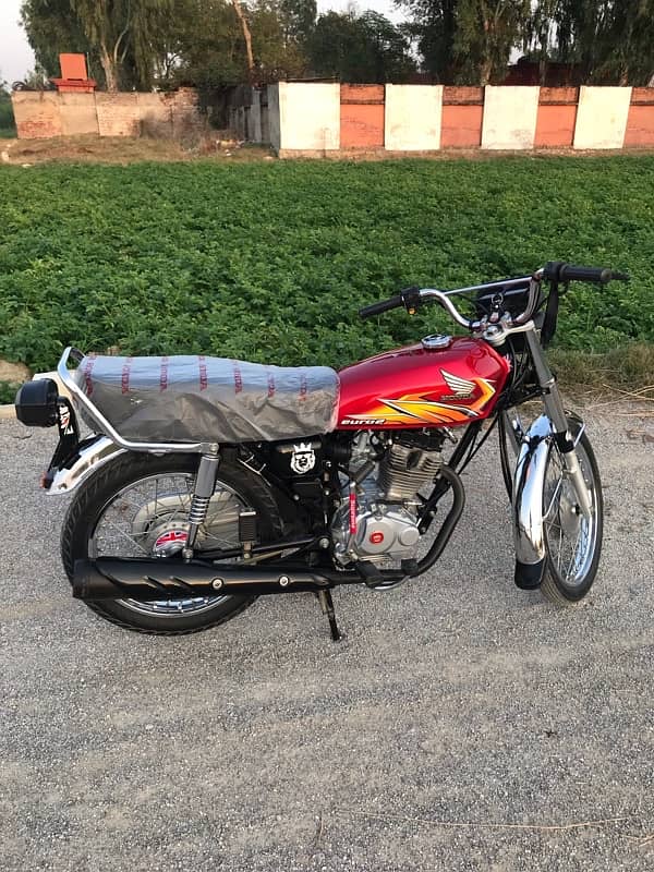 Honda125(21)Model Islamabad Register Exchange possible 10