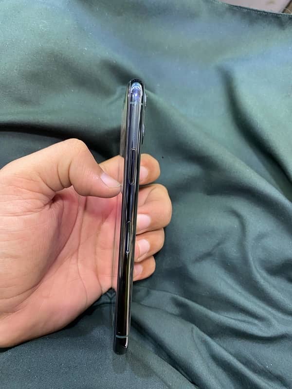 iphone 11 pro PTA 2