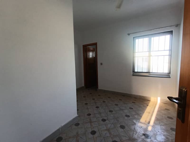 10 Marla Like Brand New House Available For Sale In Talha Block Sector E Bahria Town Lahore 18