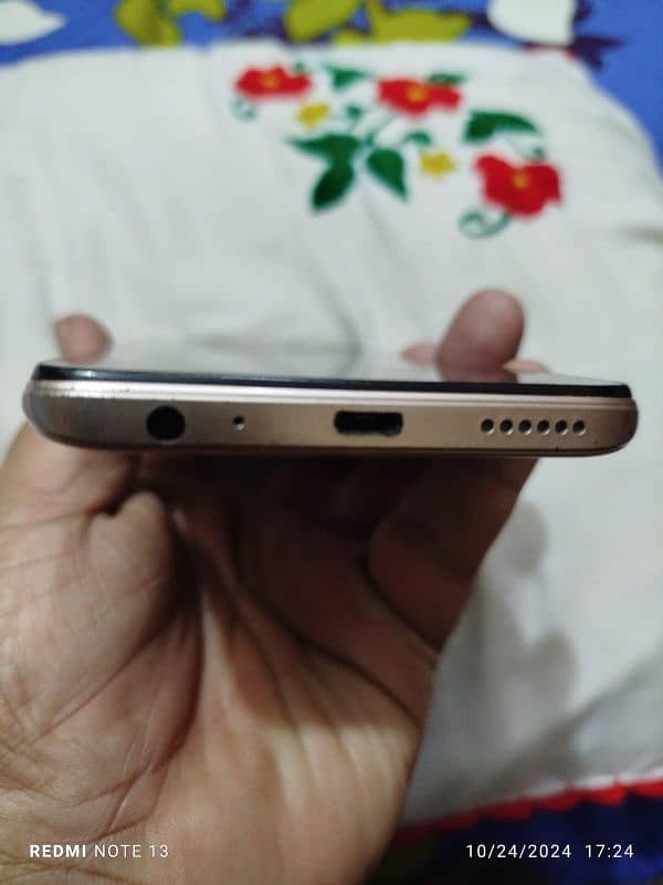 Infinix Hot 20I 4+3/64 3