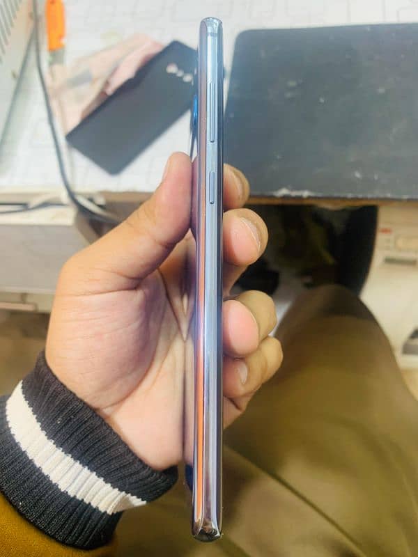 Samsung S10+ (8/128gb) 5