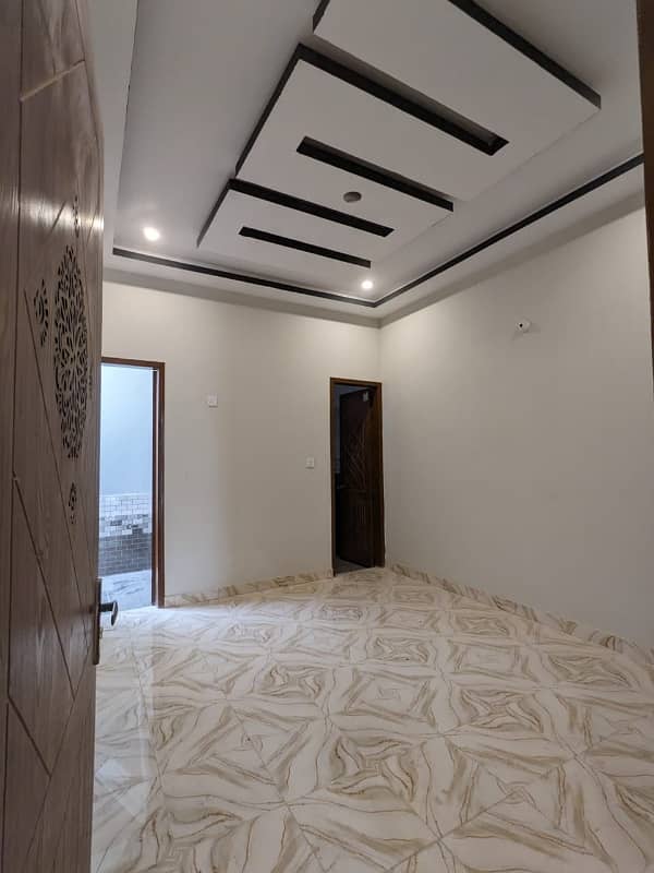 120 Sq Yard Leased Single Storey House For Sale in SAADI GARDEN block 1 (within saadi town boundary) 9