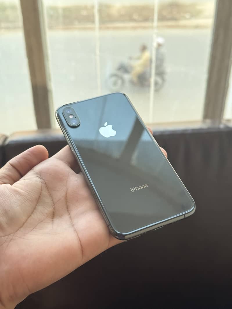 iPhone Xs 64gb NonPta Gray 3