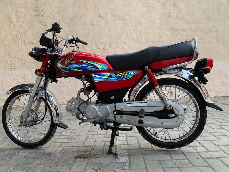 CD 70cc Bike for sale Open letter. 0