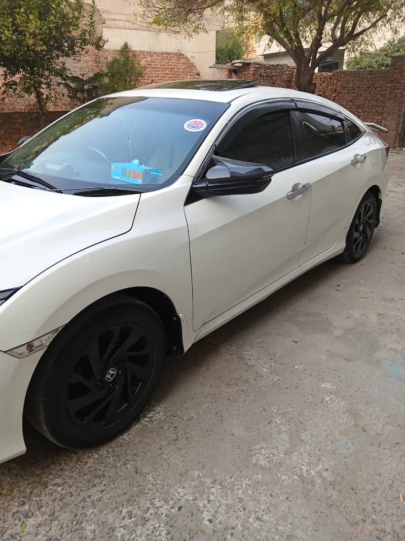 Honda Civic Turbo 1.5 2016 8