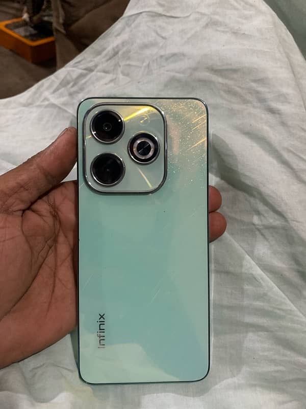 infinix hot 40i 8+128 1