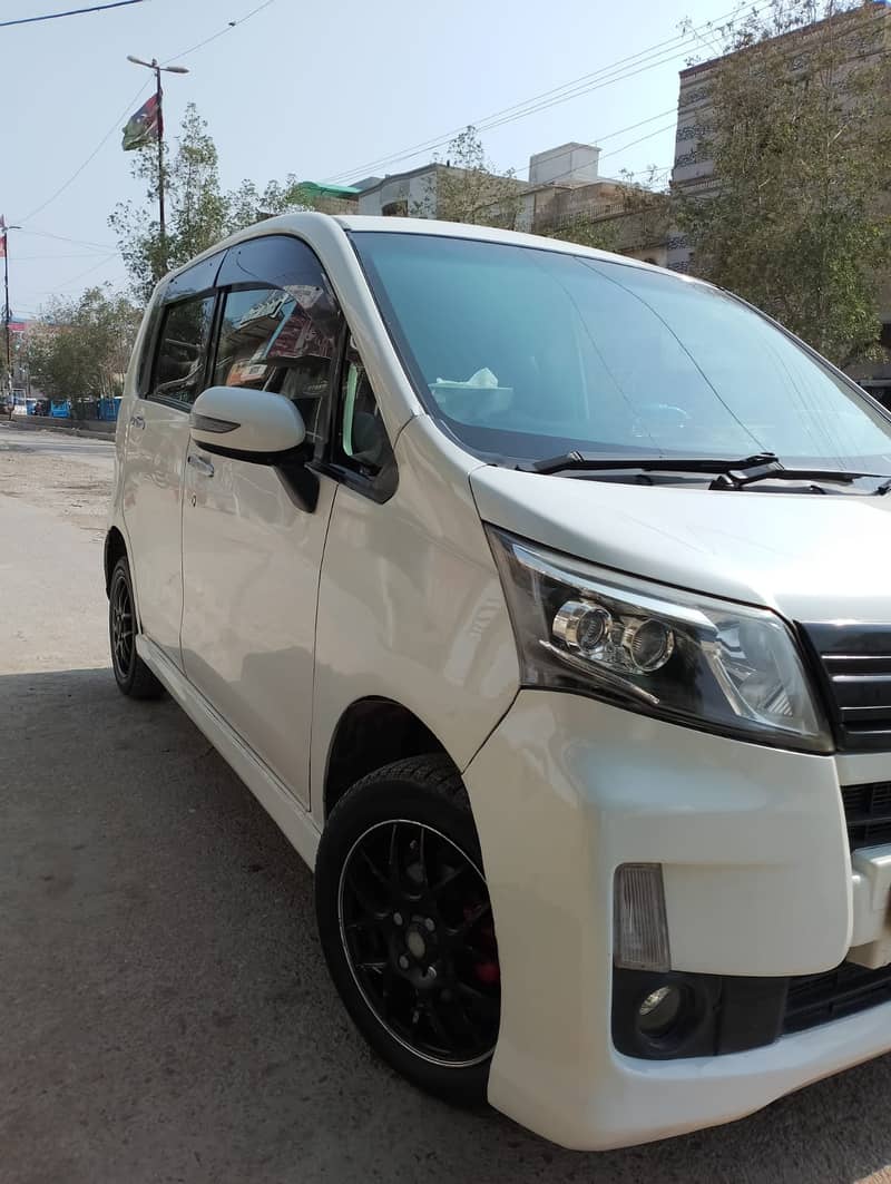 Daihatsu Move 660 CC MODEL 2014 Reg 2018 8