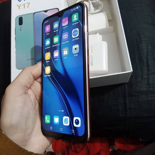 Vivo Y17 6