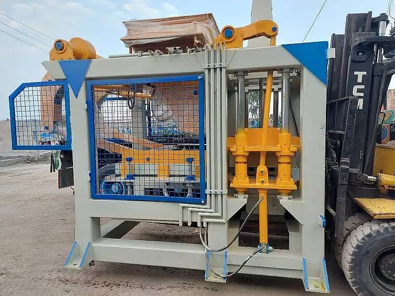 Automatic vs Manual Concrete Paver Blocks Making Machinery 0