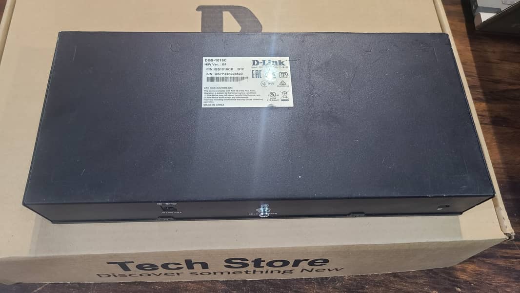 D-Link | Switch | DGS-1016D Gigabit unmanaged Branded used (With Box) 9