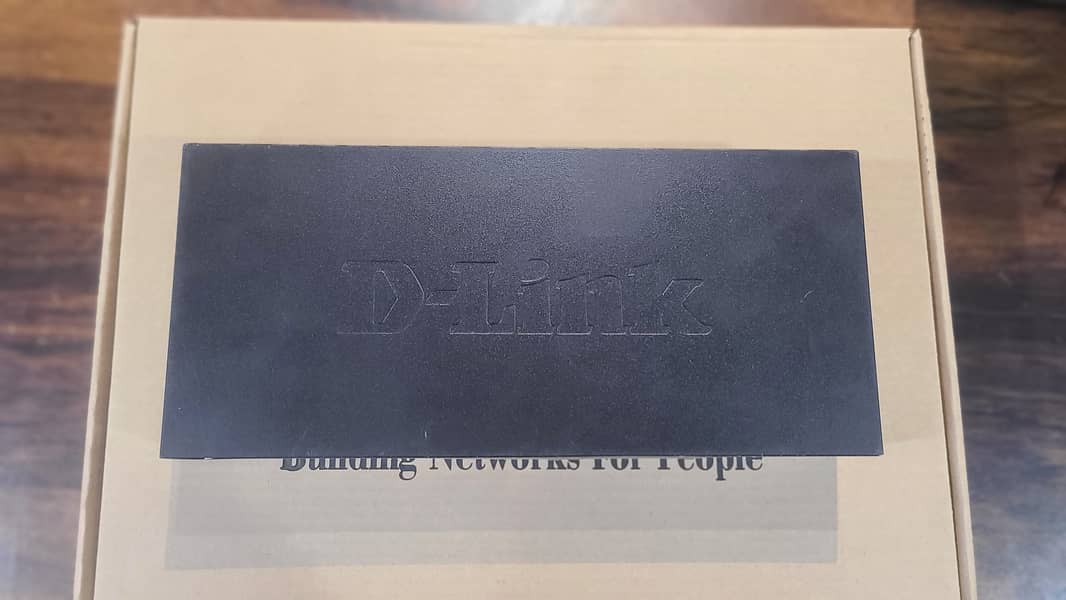 D-Link | Switch | DGS-1016D Gigabit unmanaged Branded used (With Box) 12