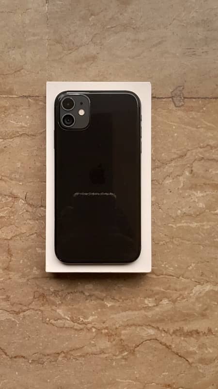 iPhone 11 - jv - with box 1