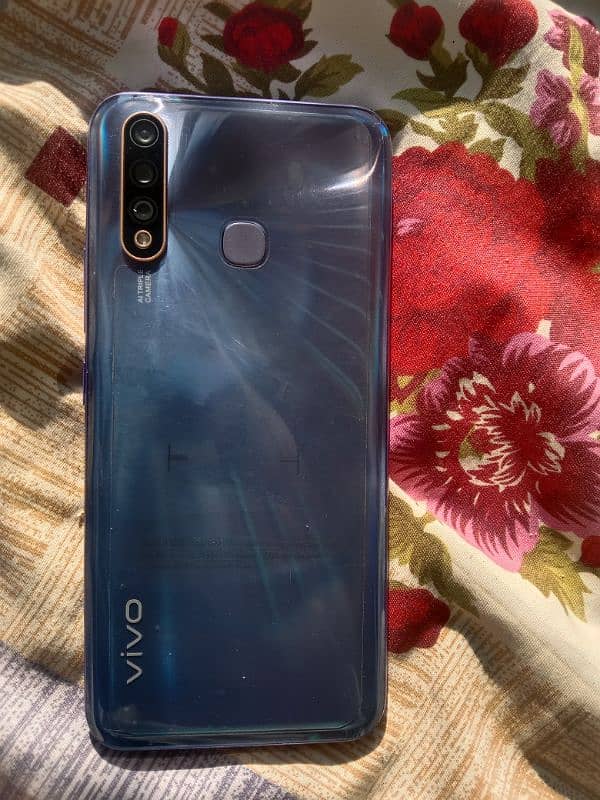 Vivo y19 1