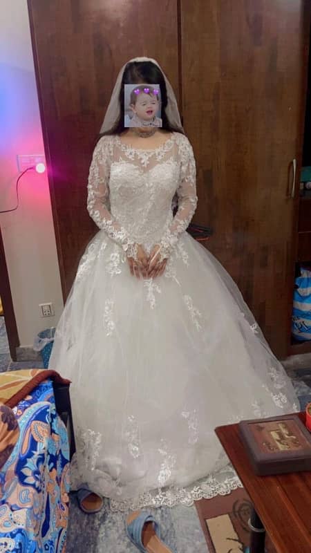 christain wedding dress on rent with veil and gloves 3