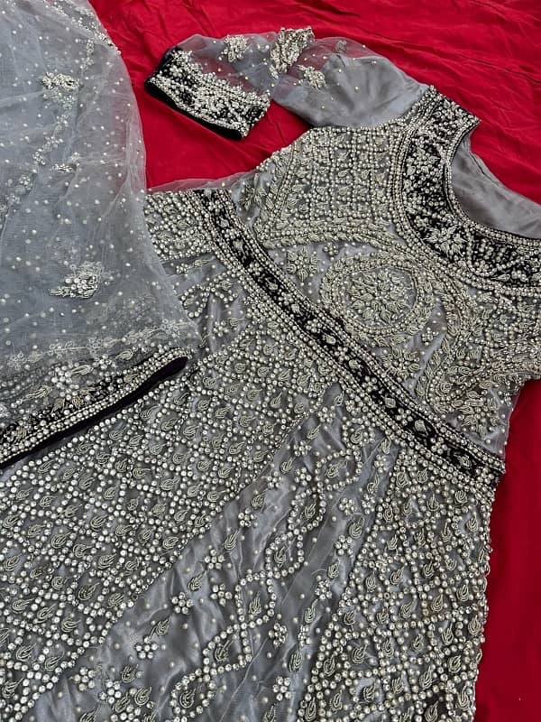 Bridal Mexxi with heavy duppata and matching cluch for sale 6