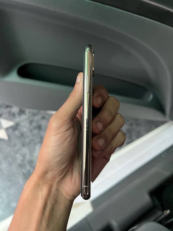 iPhone XS 64 GB Dual Sim PTA Approve 4