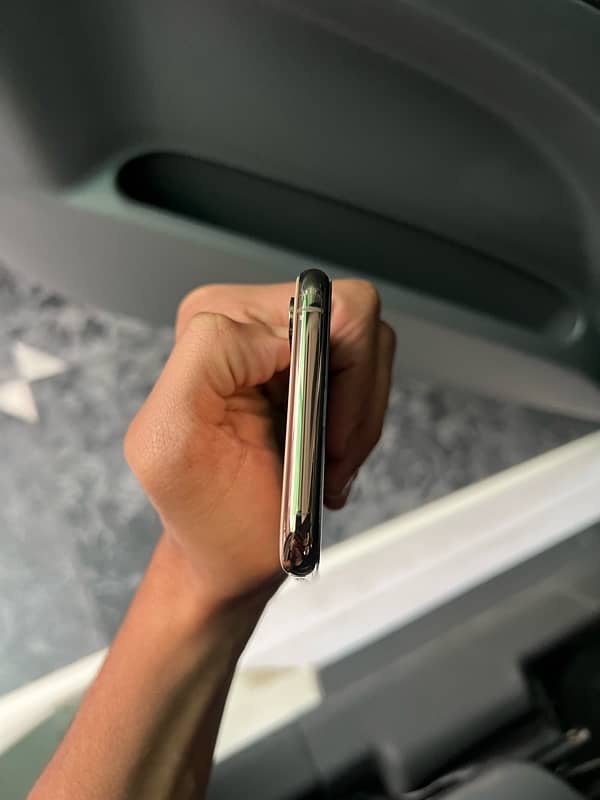 iPhone XS 64 GB Dual Sim PTA Approve 6