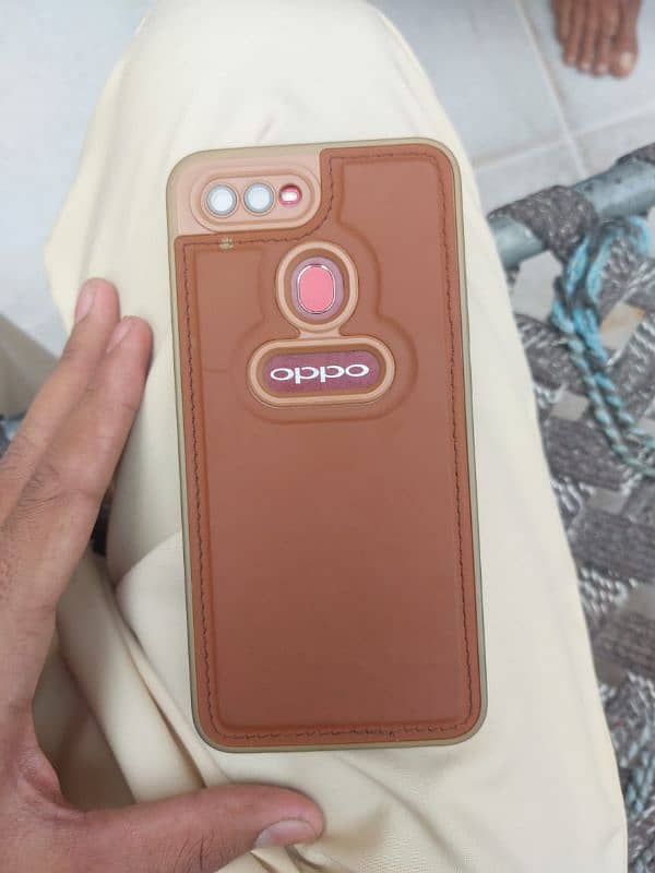 oppoF9 1