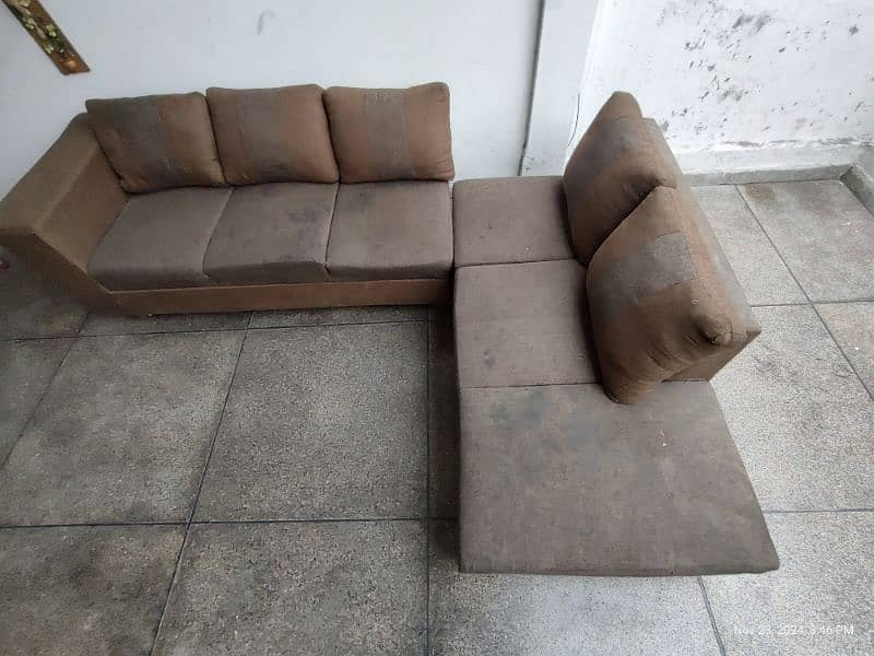 L-shaped sofa 4