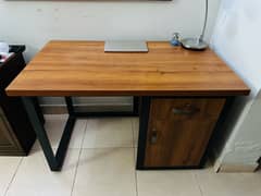 Wooden Office Table