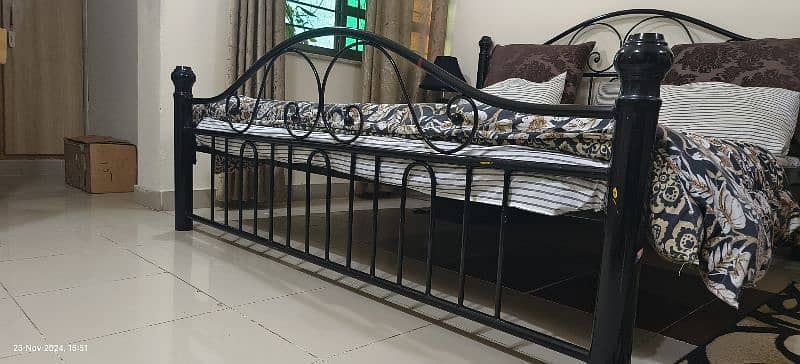 Rod Iron Bed Set 1