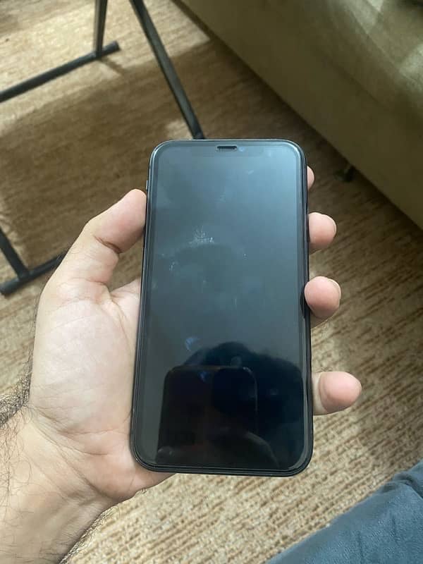 Iphone 11 128gb pta 4