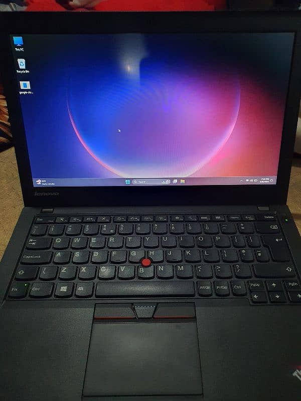 Lenovo Thinkpad T450 i5 5th Gen, 10/10 Condition 0