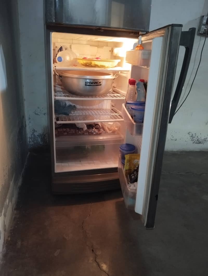 PEL Fridge, Refrigerator, frige, frig 4