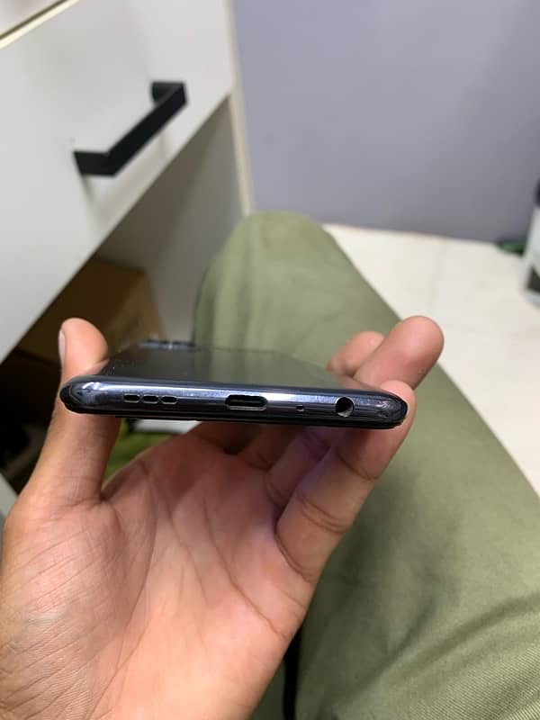 Oppo F17 Pro 1